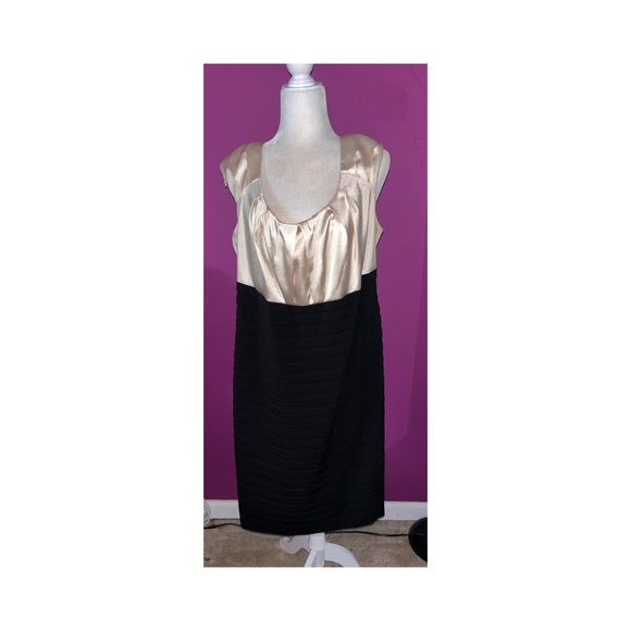 Collection dressbarn Dresses & Skirts - Collection dress barn elegant satin dress